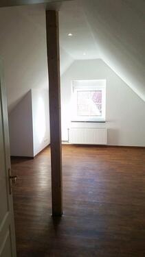 Foto - Ruhig und zentral gelegene 4-Zimmer-Maisonettewohnung in Baven