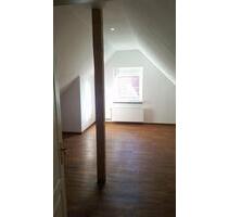 Ruhig und zentral gelegene 4-Zimmer-Maisonettewohnung in Baven - Südheide