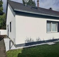 Sanierte 3-Zimmer-Doppelhaushälfte in ruhiger Lage provisionsfrei - Solingen Wald