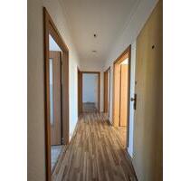 Lichtdurchflutete 3-Raum Wohnung in ruhiger Lage - Querfurt