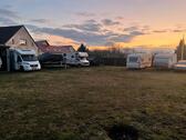 Foto - Stellplatz für Wohnwagen,Boot ,Trailer