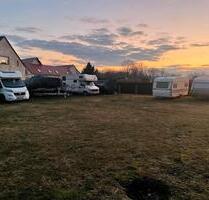 Stellplatz für Wohnwagen,Boot ,Trailer - Berlin Tempelhof-Schöneberg