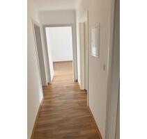 Gepflegte 3-Zimmer-Wohnung mit Einbauküche - Hessisch Oldendorf