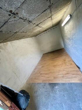 Foto - Stellplatz für Motorrad in abschließbarer Einzelgarage