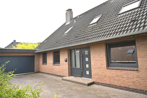 Foto - Große 4-Zimmer-Wohnung Sahlenburg +Terasse+Garten 10Min. Strand