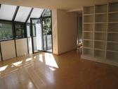 Foto - 2 Zimmer Whg. teilmöbliert + Wintergarten + TG Stellplatz