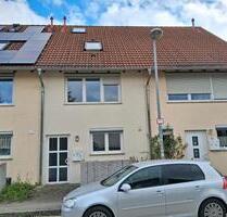 Einfamilienhaus - 675.000,00&nbsp;EUR Kaufpreis, ca.&nbsp; 135,00&nbsp;m&sup2; in Markgröningen (PLZ: 71706)