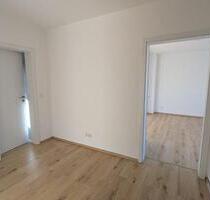 Helle, kernsanierte 3-Zimmer-Wohnung mit großem Wohn-Essbereich - Arnsberg Rusch