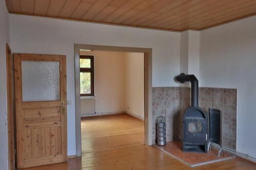 Foto - Gemütliche 4-Zi-Whg. Nähe Krankenhaus im Erdgeschoss, Kaminofen, Terrasse und PKW-Stellplatz