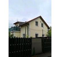 Haus mit Pferdestall und Koppeln - Finsing
