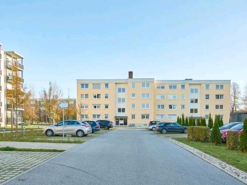 Foto - 3 Zimmer Wohnug in Dingolfing - 850,00 EUR Kaltmiete, ca.  84,00 m²