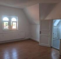 Hemmingen, 49 m², 2 Zimmer Apartment Wohnung, Bad, Einbauküche