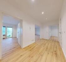 +++Kernsanierte, moderne Erdgeschosswohnung mit 3 Zimmer, Küche, Tageslicht-Duschbad, Südterrasse und Garten +++ - Sankt Ingbert