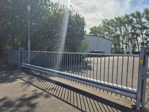 Foto - Stellplatz für Wohnwagen Boote Wohnmobile