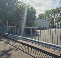 Stellplatz für Wohnwagen Boote Wohnmobile - Zeitz