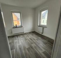 2-Raum-Wohnung in Gersdorf - 450,00&nbsp;EUR Kaltmiete, ca.&nbsp; 65,00&nbsp;m&sup2; in Gersdorf (PLZ: 09355)