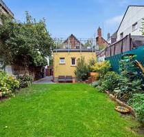 Backsteinhaus mit grünem Garten & Dachterrasse – provisionsfrei - Köln Porz