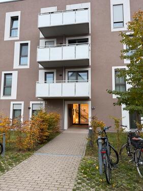 Foto - 2 Zimmer Wohnung - Einbauküche - Balkon - Fußbodenheizung - 63m2