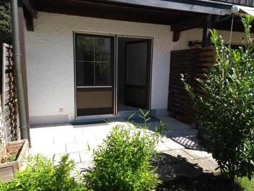 Foto - Gemütliche 2 Zi-Wohnung mit Terrasse und Garten