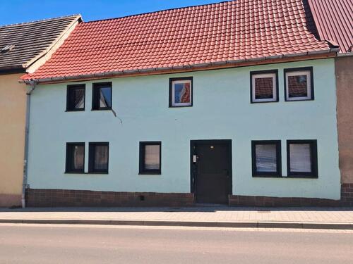 Foto - Ich verkaufe ein Zweifamilienhaus in Eisleben.