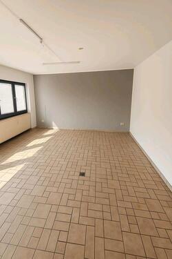 Foto - Gewerbeeinheit Lager Garage - 380,00&nbsp;EUR Kaltmiete, ca.&nbsp; 55,00&nbsp;m&sup2;