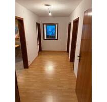 ZU VERMIETEN 2-Zimmer Dachgeschoss Wohnung 55qm 10km v Regensburg