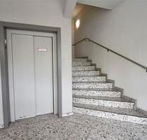 Ab sofort bezugsfrei! Gepflegte Gewerbeeinheit mit 10 TG-Stlpl. in Lierenfeld - Düsseldorf Stadtbezirk 8