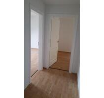 Schöne 3-Zi. DG-Wohnung mit gehobener Ausstattung Einbauküche - Koblenz Lay