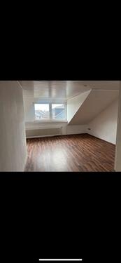 Foto - 2 Zimmer Dachgeschoßwohnung zur Miete in Duisburg