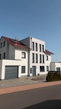 Foto - Moderne 4-Zimmer-Wohnung mit zwei Balkonen in Baunatal-Großenritt