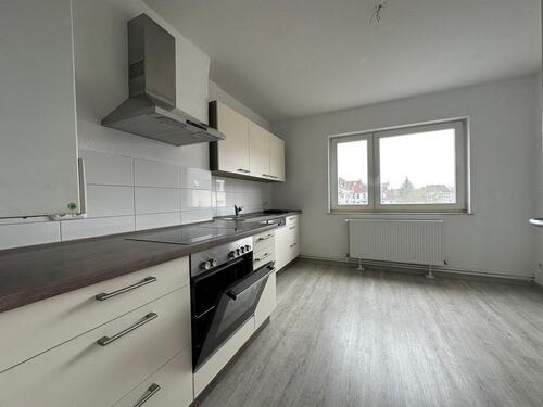 Foto - Helle 3-Zimmer Wohnung mit EBK zu sofort