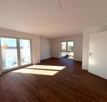 NEUBAU! Exklusive & Stilvolle 4,5-Zimmer Gartenwohnung mit Soutarrain, 2 Bäder, KfW55, uvm - Gersthofen