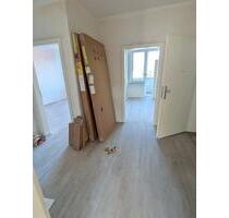 Mittendrin: 2-Zimmer-Wohnung auf der Immermannstraße mit Einbauküche, Balkon und Aufzug - Düsseldorf Stadtmitte