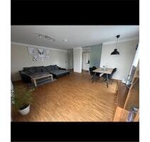 Moderne 3-Zimmer-Wohnung mit Balkon - Schierling