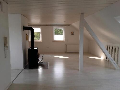 Foto - attraktive DG Wohnung in 91161 Hilpoltstein Ortsteil Zell 690 €
