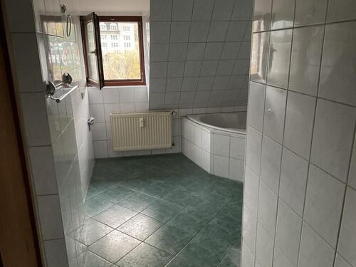 Foto - Renovierte 3 Raumwohnung - 650,00 EUR Kaltmiete, ca.  90,00 m²