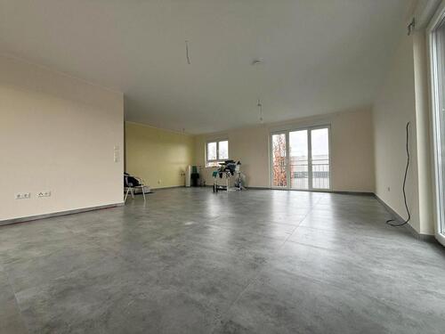 Foto - Erstbezug: Barrierefreie 4-Zimmer-Wohnung, Küche, Balkon