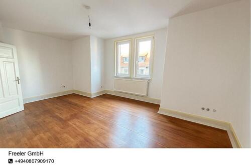 Foto - Geräumige 2-Zimmer-Wohnung mit Einbauküche in Harburg