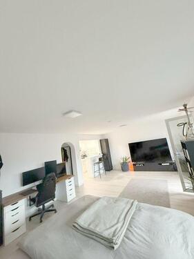 Foto - Sehr schöne, helle 1 Zi-Whg mit EBK und Balkon in Waldbüttelbrunn