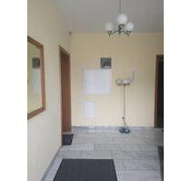 Erdgeschosswohnung inkl. Einbauküche und Terrasse - Wartenberg