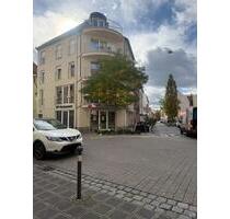 4 Zimmer Wohnung am Plärrer - 1.350,00 EUR Kaltmiete, ca.  90,00 m² in Nürnberg (PLZ: 90441) Gibitzenhof