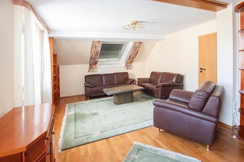 Foto - Gemütliche Zwei-Zimmer-Dachgeschosswohnung