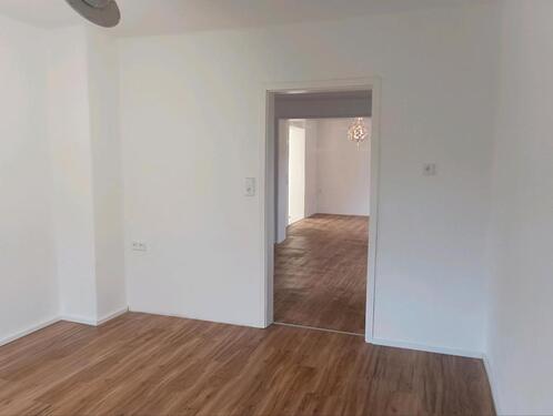 Foto - Kernsanierte 3-Z-Altbauw. mit Garten, Garage & moderner Technik