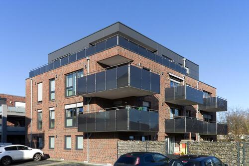 Foto - Großzügige 2-Zimmer-Wohnung mit Südbalkon & Museumsdorf-Blick