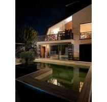 Moderne Villa mit Pool, großer Garten und Grill - Essen Stadtbezirk IX