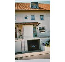 Reihenmittelhaus mit 2 Wohnungen - Großpösna