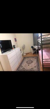 Foto - wg zimmer in 4 zimmer wohnung - 500,00 EUR Kaltmiete,
