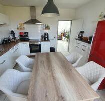 Großzügige 2-Zi-Whg mit hellem Entree, Stellplatz & Gartenmitben. - Dortmund Brackel