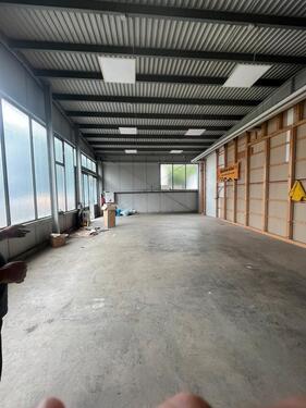 Foto - Palettenplatz Palettenplätze in moderner Halle zu vermieten