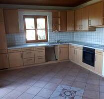 Schöne 3 Zimmer-Wohnung mit Terrasse u. Balkon ab 1.5.26 zu verm. - Windorf